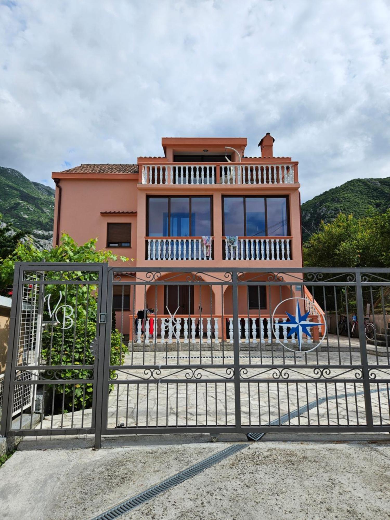 Apartment Vento Di Bocche Kotor Exterior foto